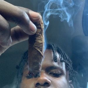 Meet your Posher, Mikie